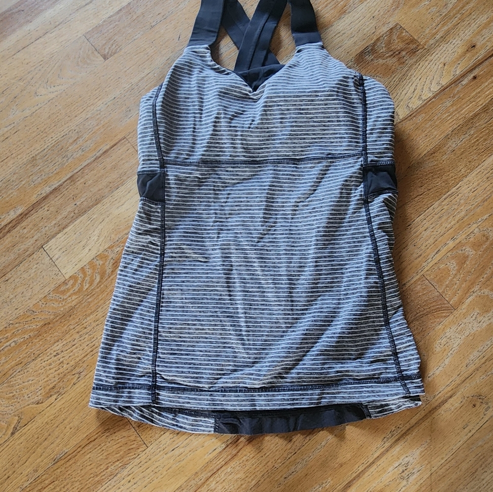 Lululemon Tank - Picture 2 of 4